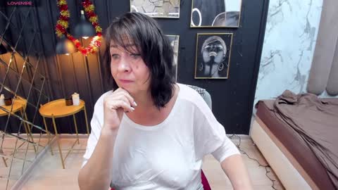 Linda online show from December 28, 8:37 am