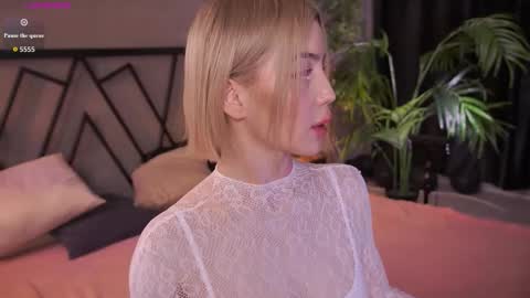 your Linda is back online show from March 6, 4:33 am