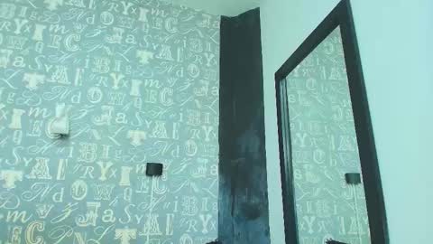  Lindsey  online show from December 15, 12:01 pm