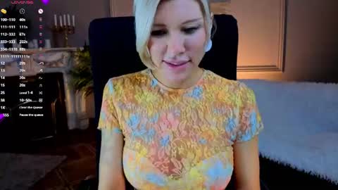 lindsi_luvviv online show from June 28, 4:58 pm