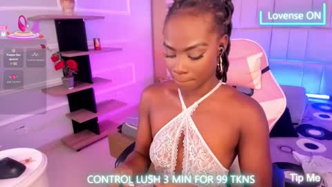 Snapshot of linsyadams chatting on March 6, 8:16 pm     online show from March 6, 8:16 pm