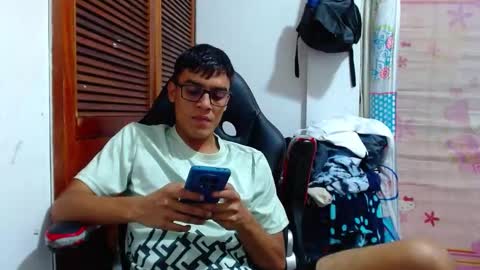 lion_grr online show from November 20, 2:32 am