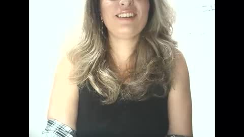 lionessmom online show from October 17, 4:00 pm