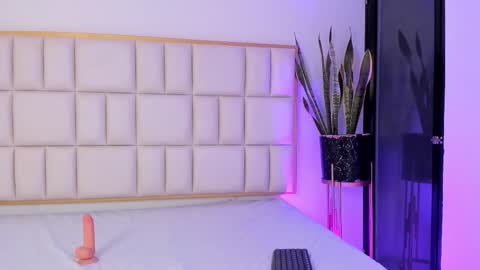 Liorah wolf online show from January 14, 8:17 pm