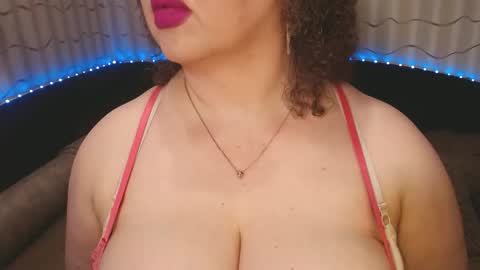 LIpsAddiction online show from April 17, 10:45 pm