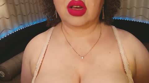 LIpsAddiction online show from November 5, 11:18 pm