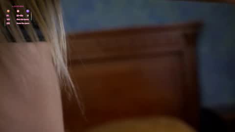 Amelia online show from March 13, 1:42 am