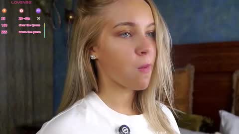 Amelia online show from March 6, 1:48 am