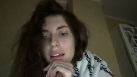 lipsylolly online show from February 15, 9:02 pm