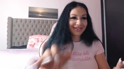 Lisa online show from November 12, 9:39 pm