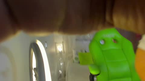 Lisa  online show from September 28, 5:55 pm