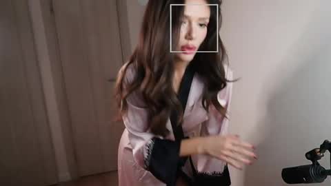 lisa_graham online show from November 29, 5:15 am