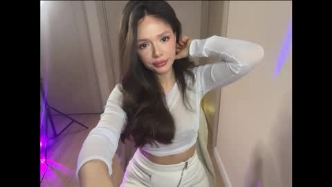 lisa_graham online show from December 16, 5:36 am