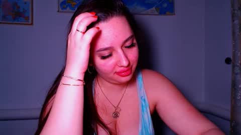 lisa_lady_golden online show from November 12, 9:39 pm
