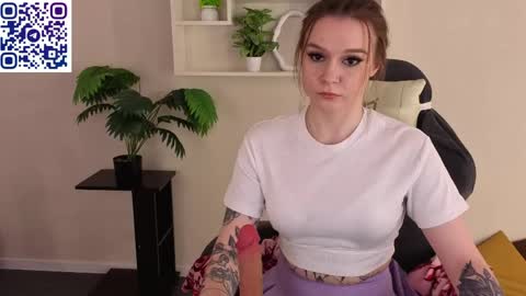 lisa_rabbit online show from April 5, 1:24 am