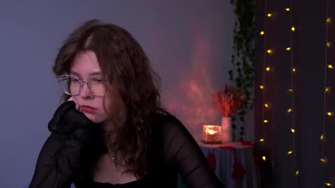  Lisa  online show from September 25, 6:48 pm