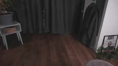 Elisabeth or Lisa online show from October 24, 8:42 pm