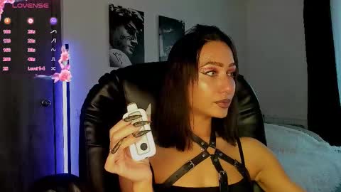 Lisa online show from September 26, 11:40 am