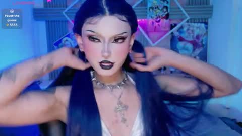 lisa_sparkleee online show from July 13, 3:43 am