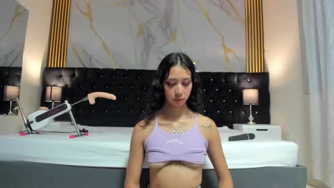 lisa_sweetas online show from November 25, 8:18 pm