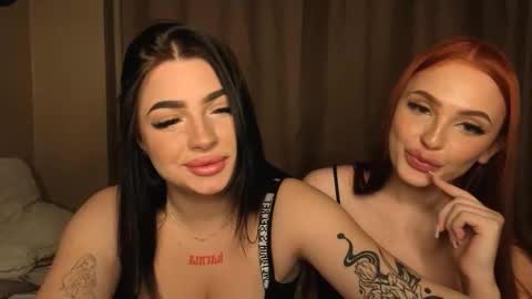 Lisa and Den online show from November 17, 4:53 pm