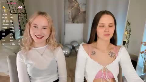 Lisa blonde  Alisa brunette online show from June 13, 9:25 pm