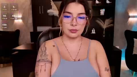 LISA MONROE online show from September 18, 8:13 pm