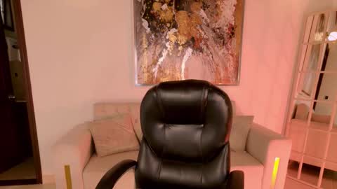 LISA MONROE online show from October 27, 8:31 pm