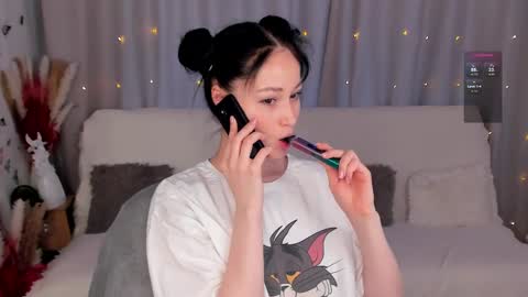 Lisa Moore online show from February 15, 12:22 pm