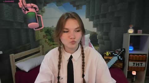 Lisa online show from February 11, 9:03 pm