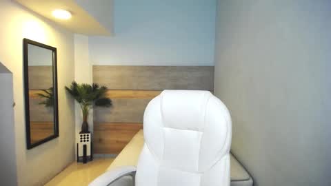 Liseth Fox online show from January 14, 7:32 pm