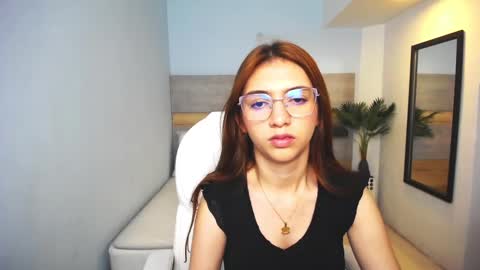 Liseth Fox online show from February 3, 7:10 pm