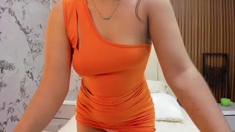   online show from February 4, 12:42 pm