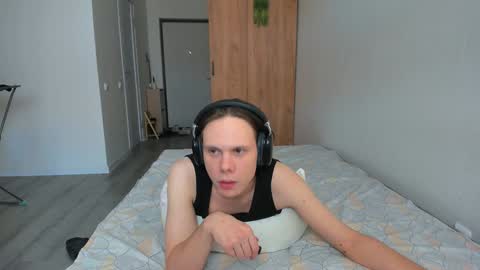 Alfie online show from December 18, 11:02 am