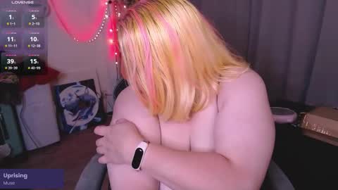 Lissa online show from October 8, 5:19 pm