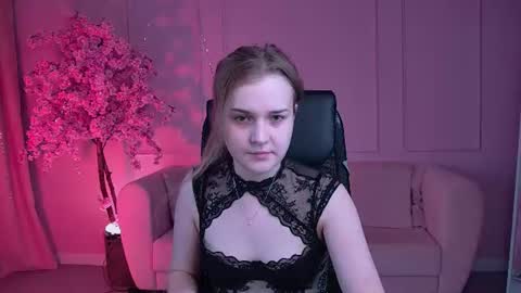 Lissa Telor online show from July 28, 9:07 am