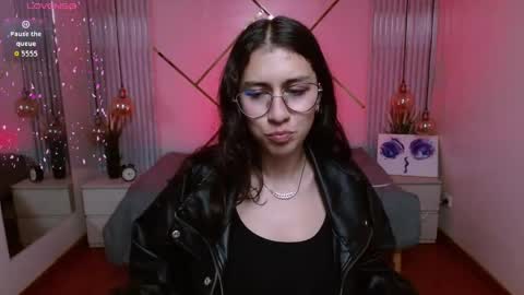 Lita online show from April 15, 7:06 pm