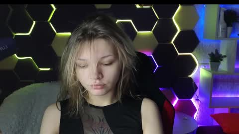 Lena online show from February 3, 1:09 am