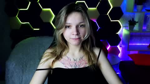 Lena online show from February 2, 11:07 am