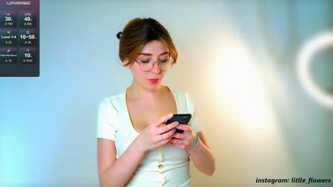 Lana online show from April 6, 1:23 pm