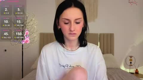 Molly online show from June 6, 9:42 pm