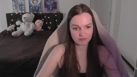 little__flowers online show from May 21, 8:54 am
