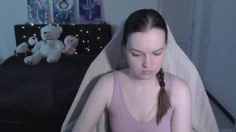 little__flowers online show from June 14, 8:49 am