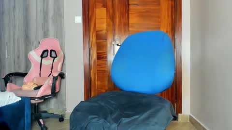 little_africa online show from March 17, 7:13 am