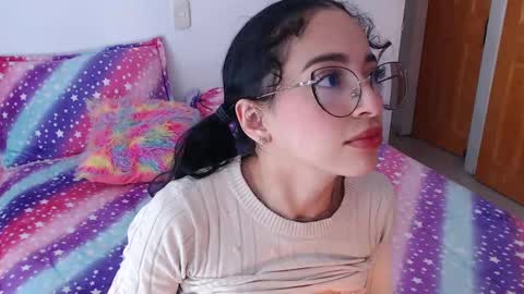 TU ANGELITO online show from November 15, 3:30 am