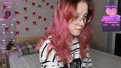 little_bliss online show from February 18, 5:42 pm