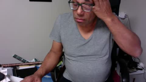 Snapshot of little_buddha chatting on January 12, 8:57 pm Pure Black Power online show from January 12, 8:57 pm