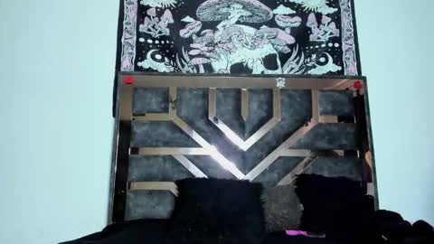 Hi im Cataleya online show from November 10, 5:27 pm