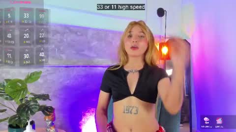Lili online show from July 16, 8:56 pm