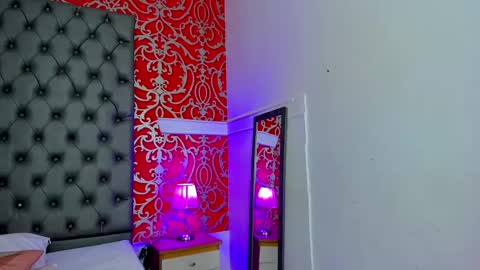 little_lilith_apple online show from February 23, 9:59 pm